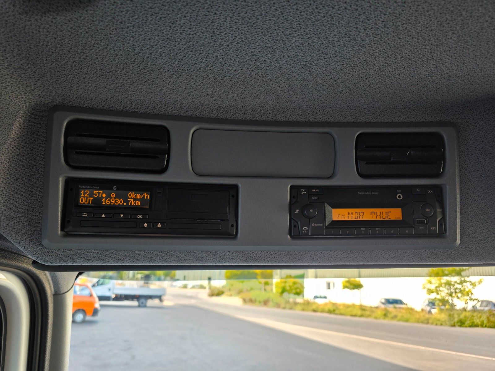 Fahrzeugabbildung Mercedes-Benz Atego 823 K 4x2 Meiller 2x AHK Klima 3 Sitze