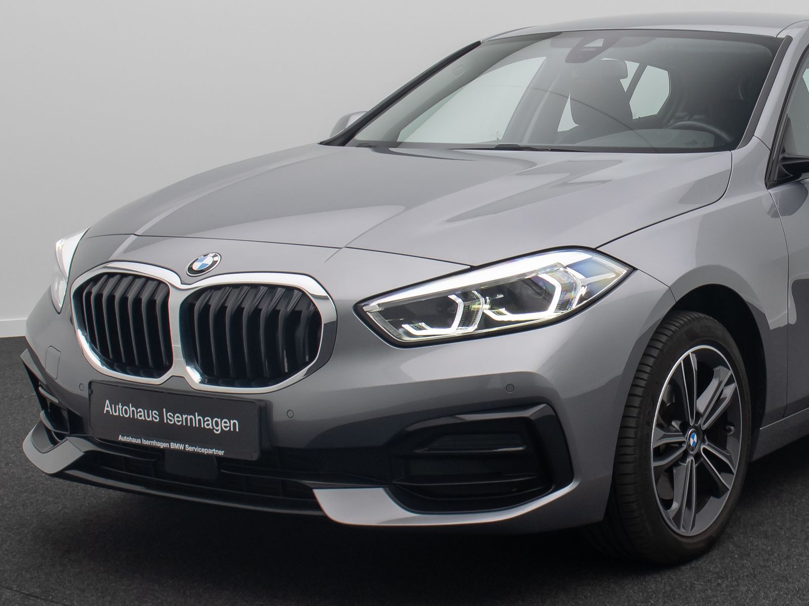 Fahrzeugabbildung BMW 118i Sport Line DAB CockPitPr PDC Fernlichtassis