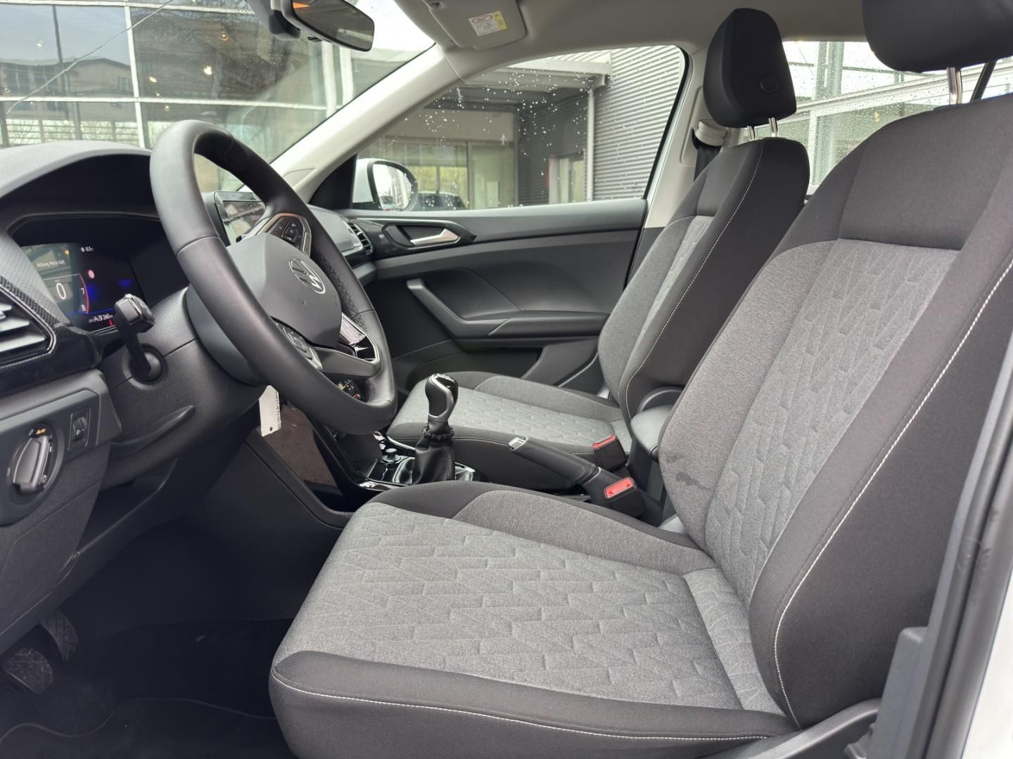 Fahrzeugabbildung Volkswagen T-Cross Life 1.0 TSI,NAVI,Climatronic,SH,ACC,Tel