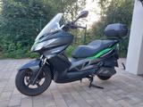 Kawasaki J300 - KAWASAKI ROLLER