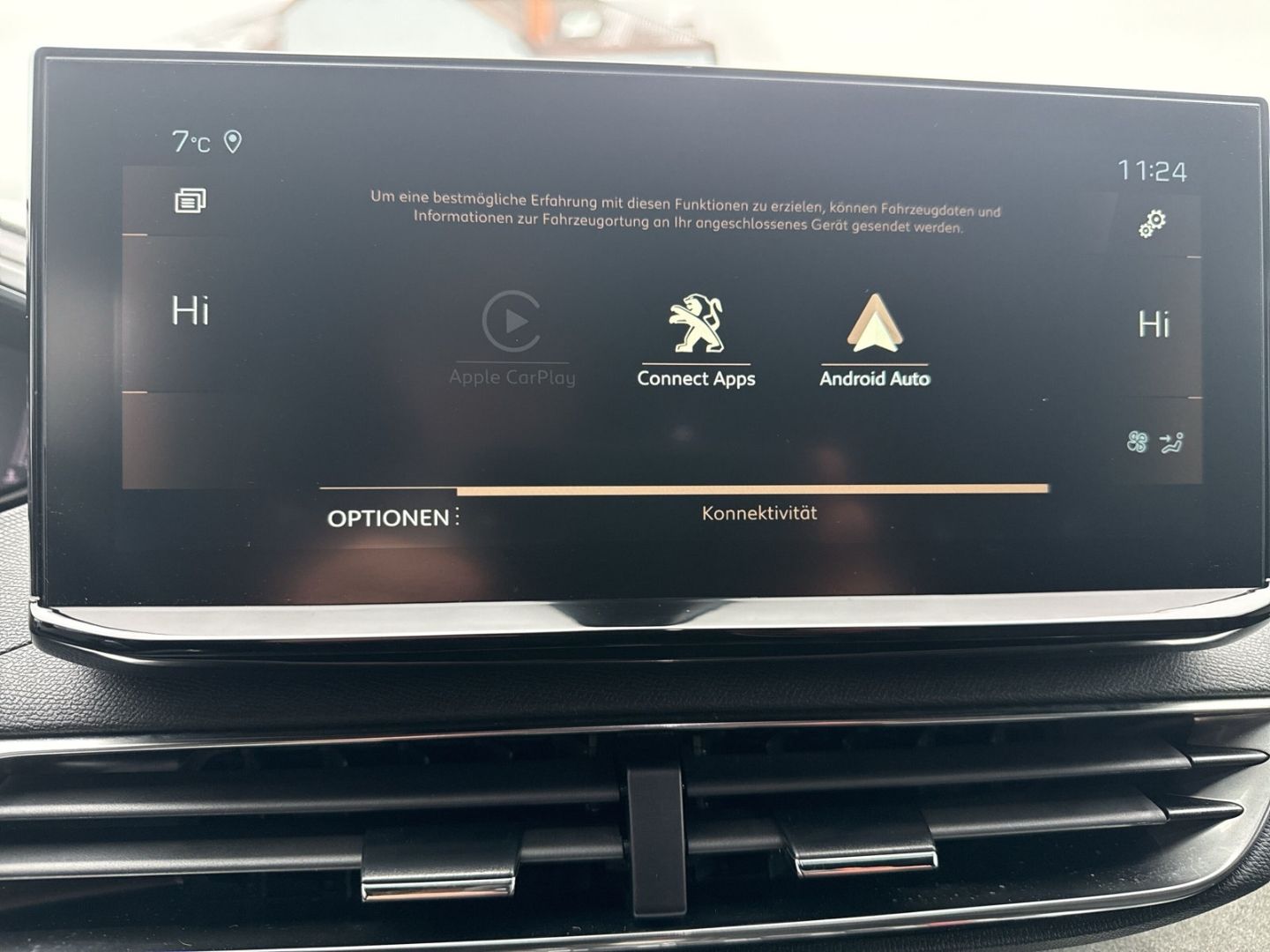 Fahrzeugabbildung Peugeot 3008 Hybrid 136 GT Navi Digitales Cockpit LED AC