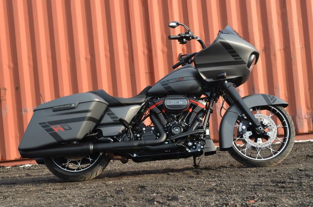 Harley-Davidson FLTRXS Road Glide Special 114 M8 2022 Perfect