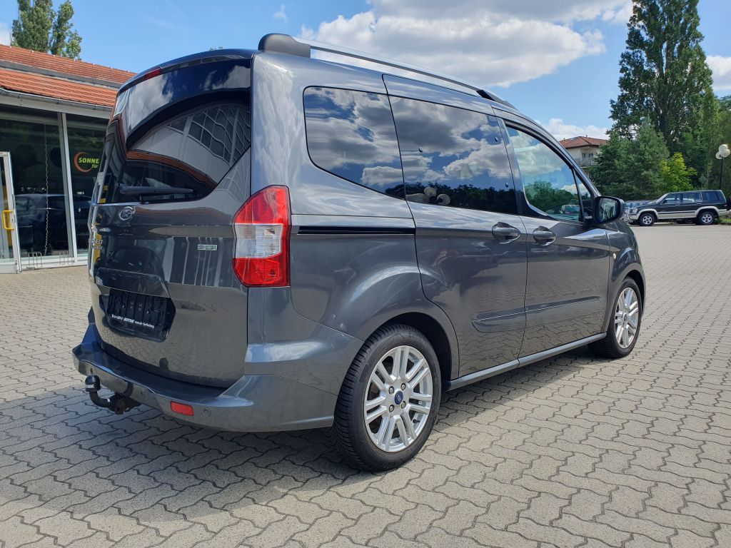 Image of Ford Tourneo Courier