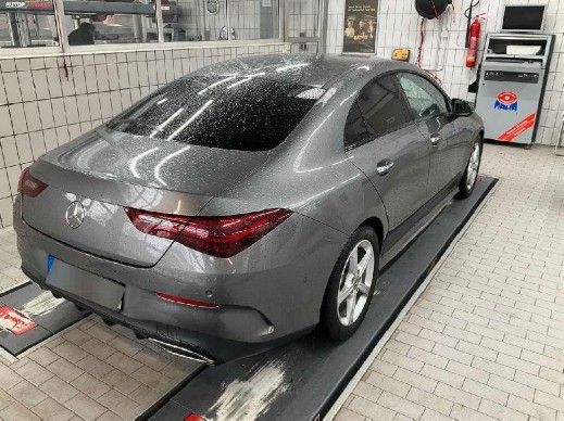 Fahrzeugabbildung Mercedes-Benz CLA 200d AMG+LederGrau+Ambiente+RFK+Night