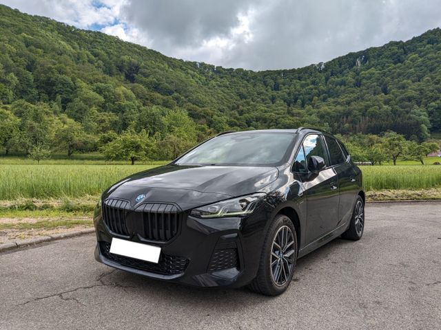 BMW 225e xDrive mit Vollausstattung o. elekt. Sitze