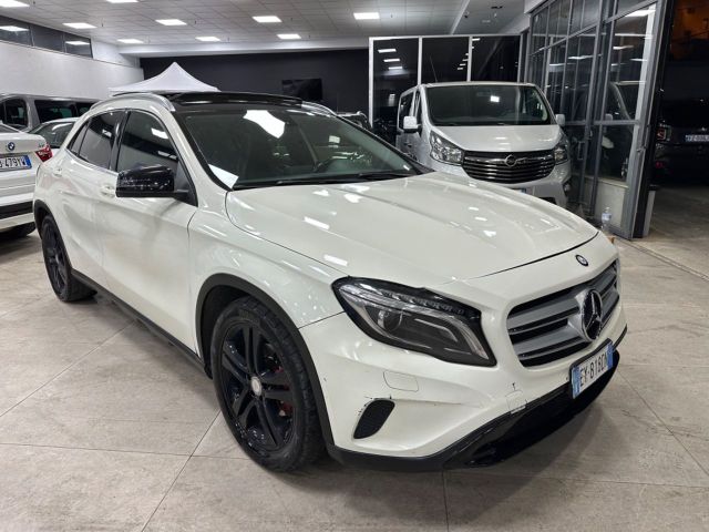 Mercedes-Benz Mercedes-benz GLA 200d Sport Tetto Pelle Navi 12