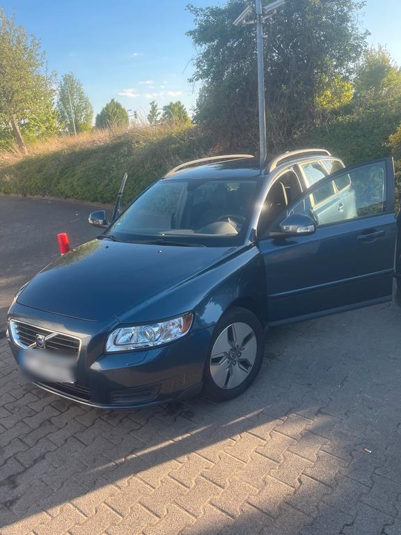 Volvo V50