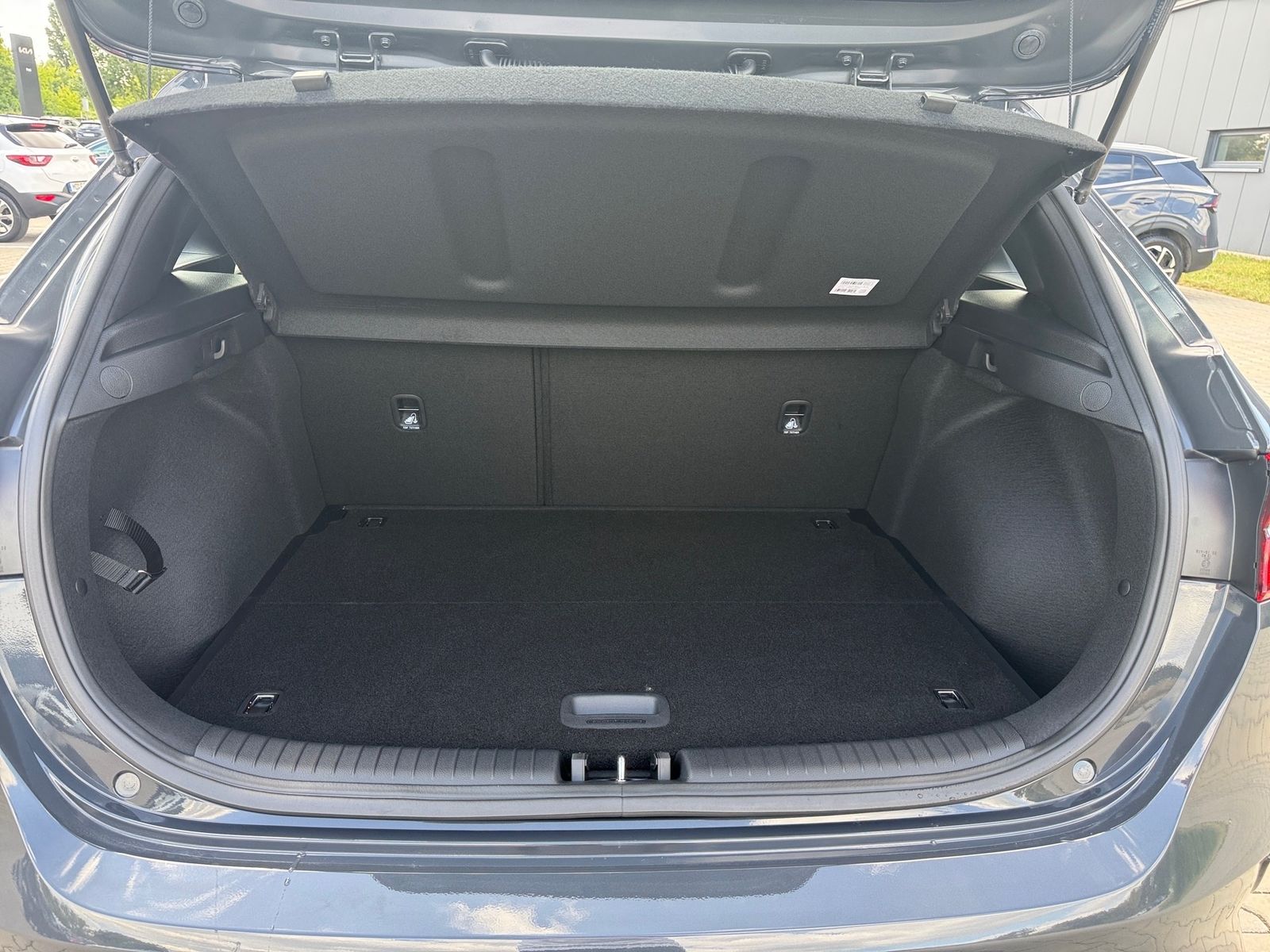 Fahrzeugabbildung Kia Ceed 1.0 T-GDI 100 Ultimate