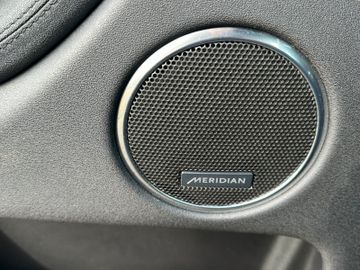 Land-Rover Discovery - 11