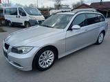 BMW 320D Kombi /2.HAND-SCHECKH./TÜV-NEU/VIELE EXTRAS - BMW 320 aus 2007: Kombi