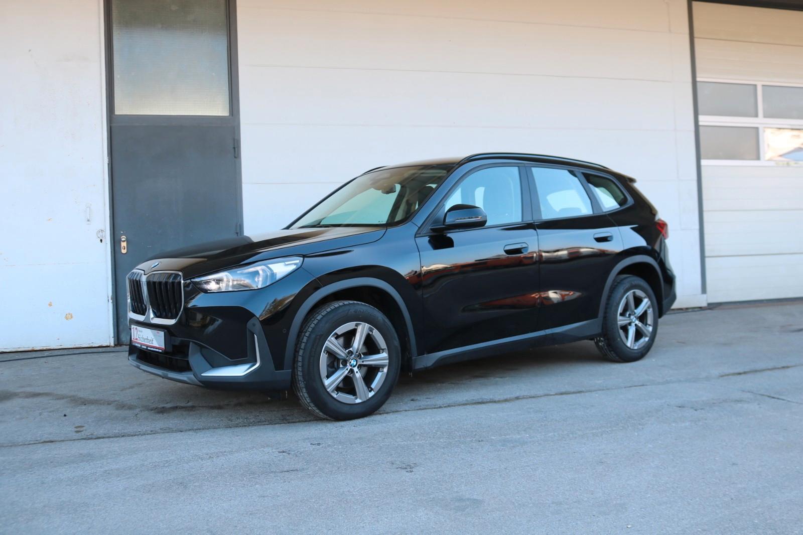 BMW X1 sDrive18d Steptronic*Premium Plus*Navi.*LED*