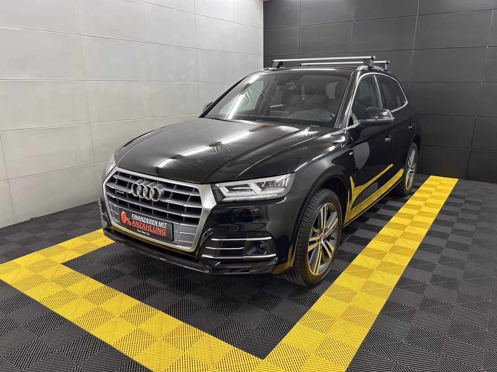 Audi Q5 40 TDI Quattro S-Line+AHK+SHZ+Massage+KAM+ACC