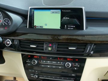 BMW X5 - 11