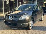 Nissan Qashqai Tekna 4X4 Aut. NAV/ LEDER/ KAMERA/ PANO - Nissan Qashqai mit Benzin-Antrieb: Allradantrieb