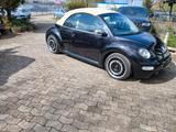 Volkswagen Beetle - Volkswagen Beetle aus 2005: Cabrio