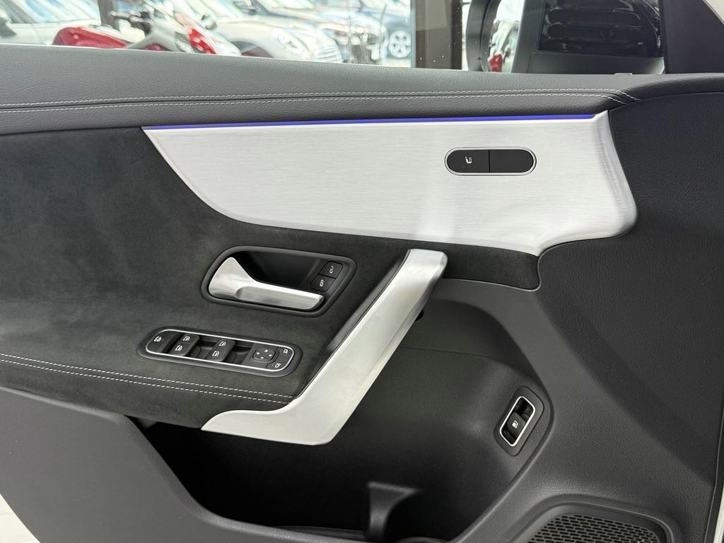 Mercedes-Benz A-Class e Edition 2020, 1 Hand, AMG LINE,Alcantara, миниатюра 17