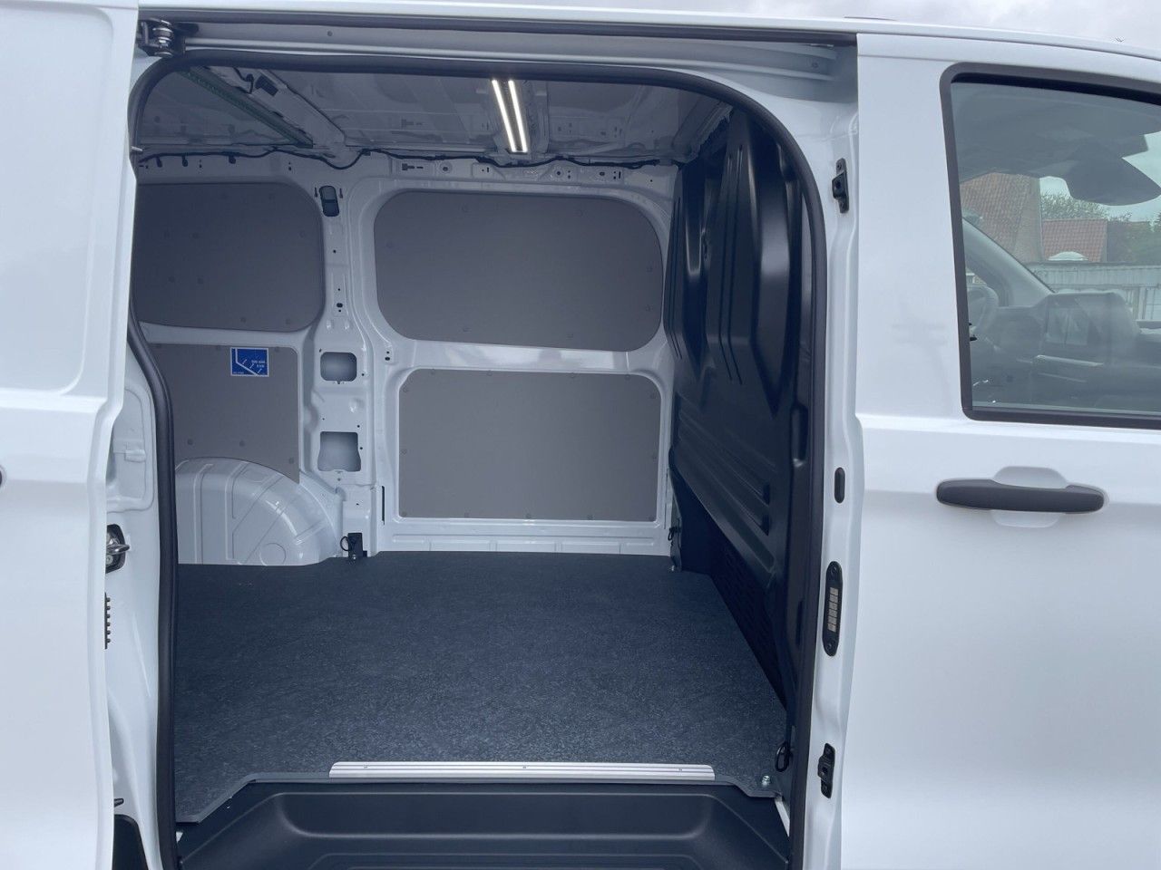 Volkswagen T6 Transporter - Bild 7