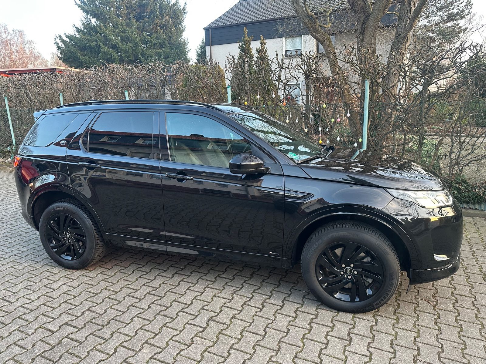 Land Rover R-Dynamic AWD Black Paket Panorama-Dach foto 4