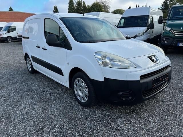 Peugeot Partner L1 Komfort Kühlkoffer 66 kW (90 PS), ...