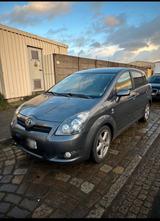 Toyota Corolla verso 7 Sitzer TÜV bis 07/2... - Toyota Corolla Verso aus 2007 mit Diesel-Antrieb