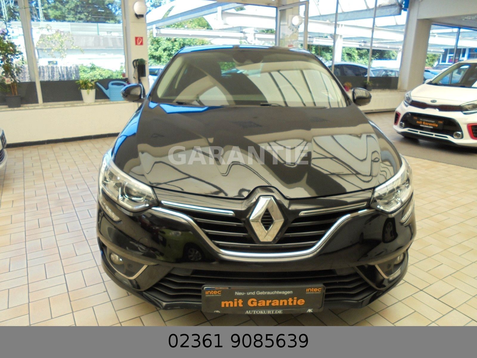 Fahrzeugabbildung Renault Megane IV Limited  Klima/Shz/Navi/Kamara/