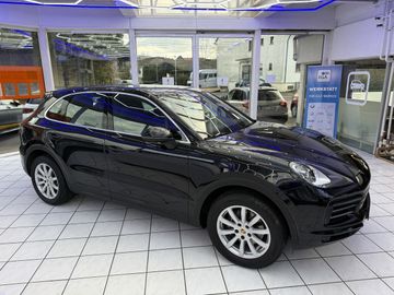 Porsche Cayenne - 7