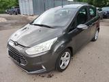 Ford B-MAX 1.6 Titanium Autom. *Behindertenumbau* - Ford B-Max mit Benzin-Antrieb