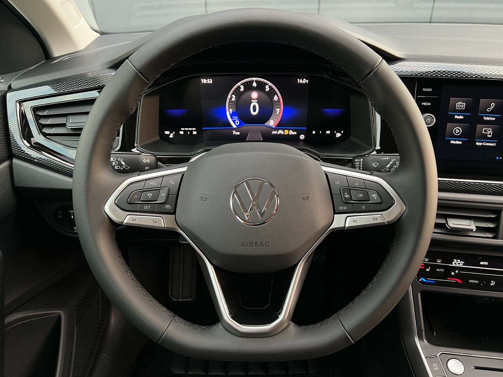 Fahrzeugabbildung Volkswagen Taigo Life 1.0 TSI *IQ.Light, ACC, Ready2Discove