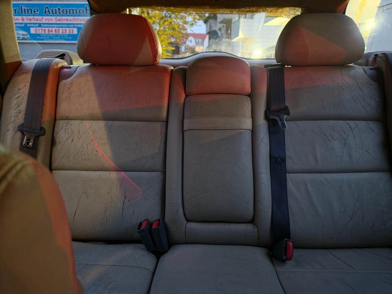 Volvo V40 2004 — photo 7