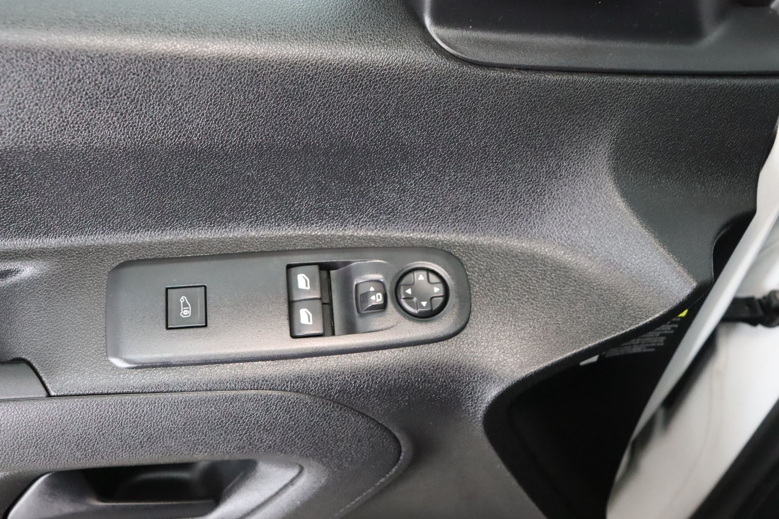 Fahrzeugabbildung Citroën Berlingo Kasten * Navi * Anhängerk. * Lang
