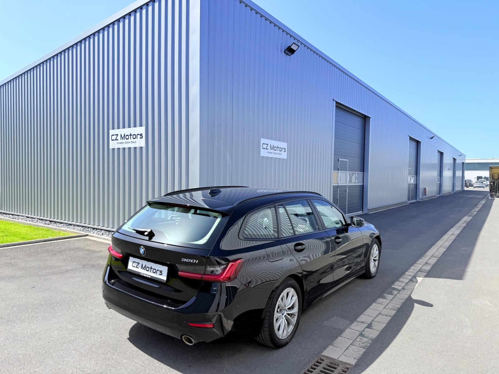 BMW 320i Touring G21 1. Hand BMW-Scheckheft