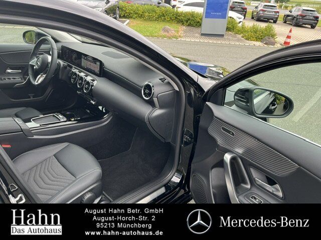 Fahrzeugabbildung Mercedes-Benz A 180 PROGRESSIVE/LED/KAMERA/WINTER/..
