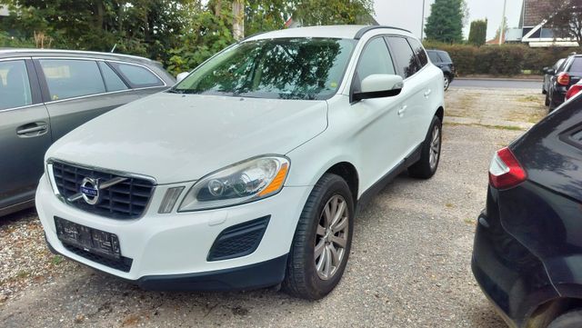 Volvo XC 60 XC60 Momentum 2WD