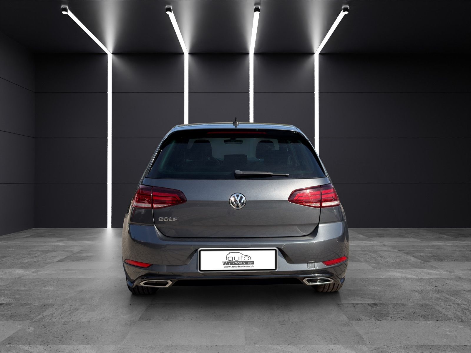Fahrzeugabbildung Volkswagen Golf R-Line Apple /Szhzg/1.Hand/DAB/LED/Klimaaut
