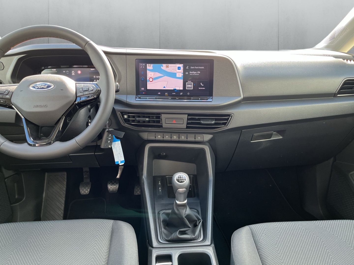 Fahrzeugabbildung Ford Tourneo Connect Trend AHK-abnehmbar Digitales Co