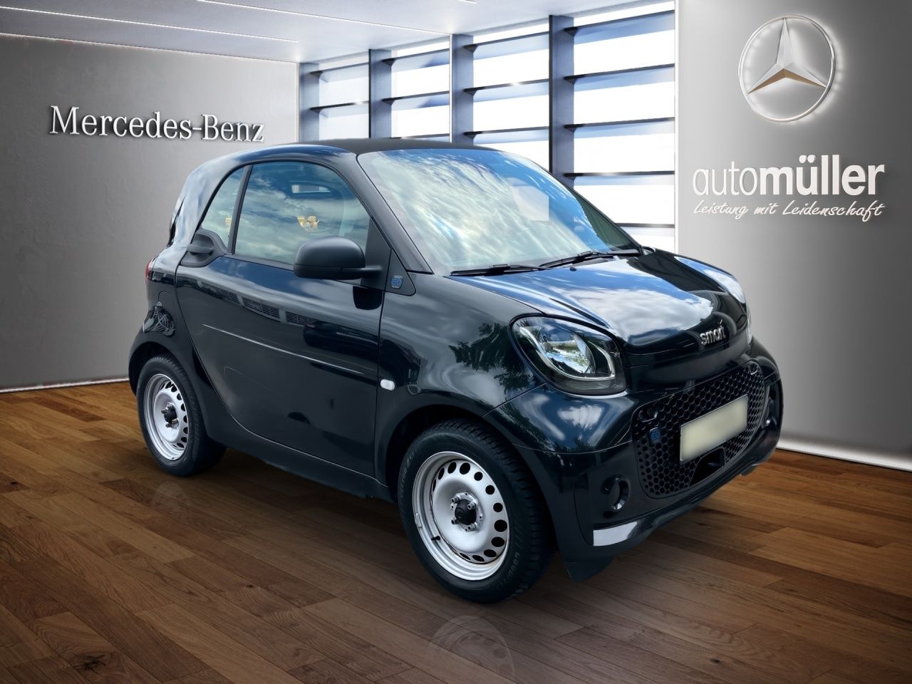 Fahrzeugabbildung Smart smart EQ fortwo 22KW+SITZHEIZ+KLIMAAUTO+DAB+USB