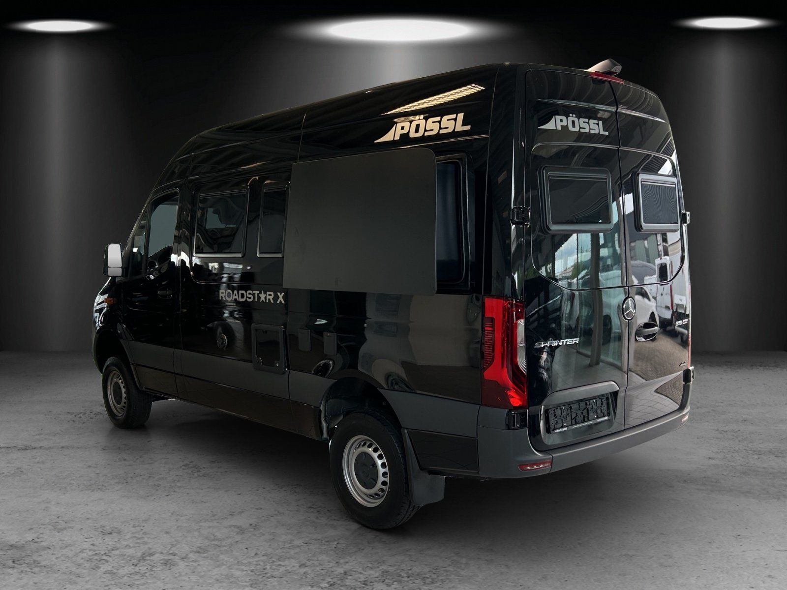 Fahrzeugabbildung Pössl Pössl Roadstar X, Trittst 4x4 LED Solar Navi