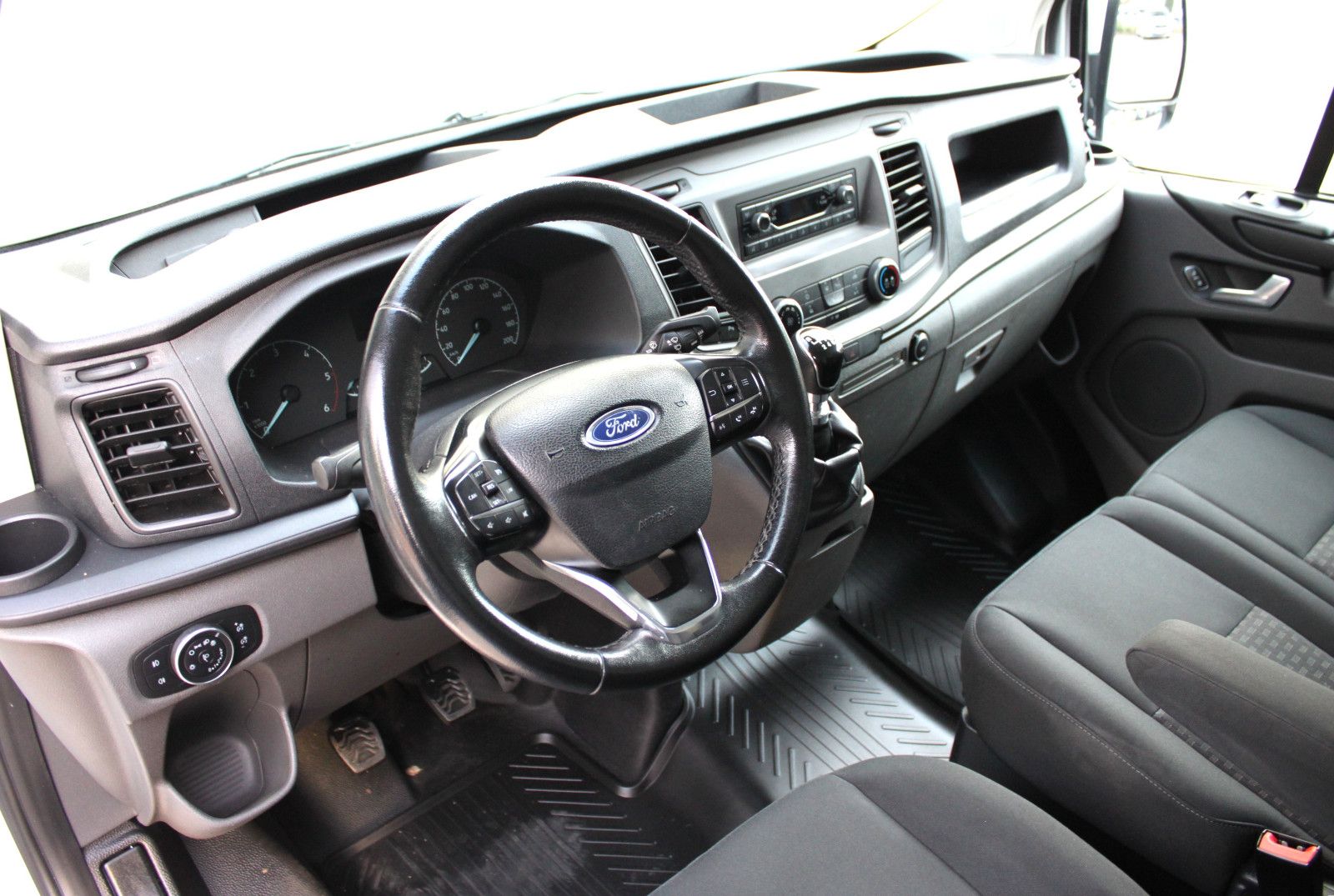 Ford Transit Custom Kasten 300 L1 Trend Klima, PTS, imagem 3