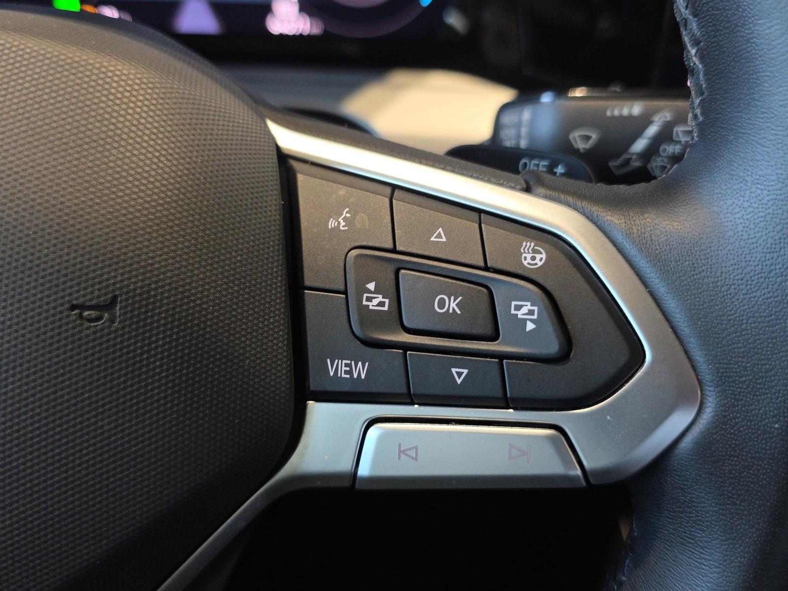 Volkswagen Golf 1.0 eTSI 110 PS LIFE DSG+NAVI+LED+PDC+SHZ, миниатюра 19