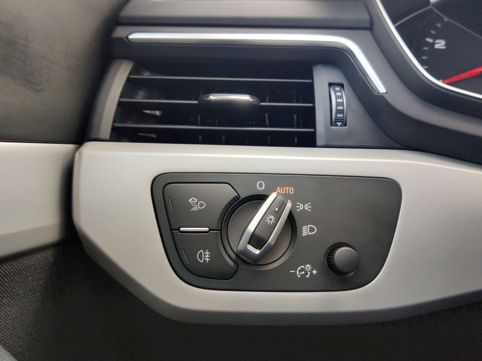 Audi A4 - Bild 23