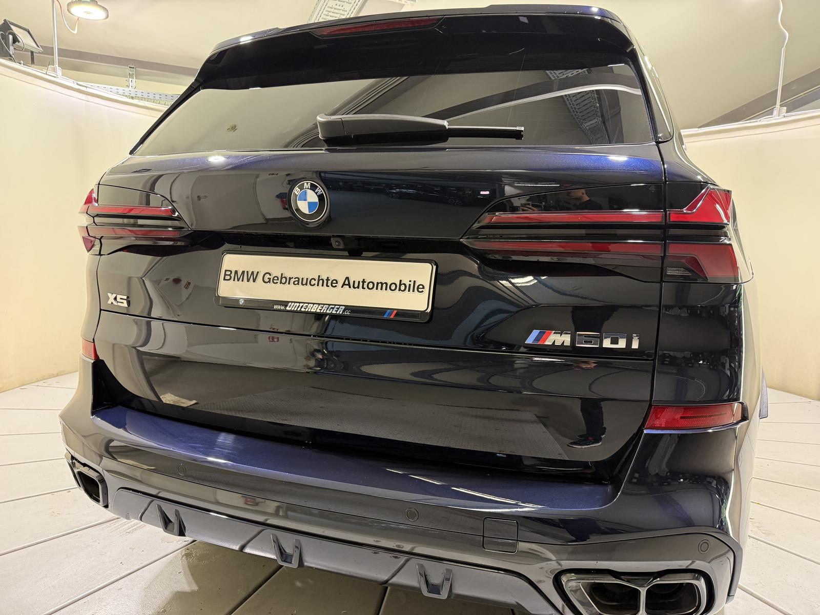 BMW X5 M60i xDrive Standhzg AHK ACC 360° HUD HK Pano