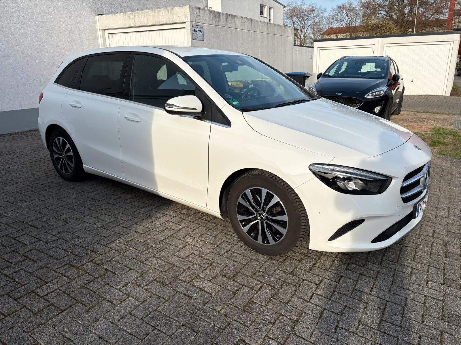 MERCEDES-BENZ Garantie - Style-2.0d-LED-Automatik-sehr sparsam