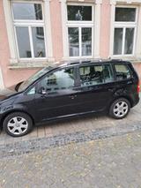 Volkswagen Touran 1.9 neu TÜV neu zahnriemen - Volkswagen Touran: Zahnriemen
