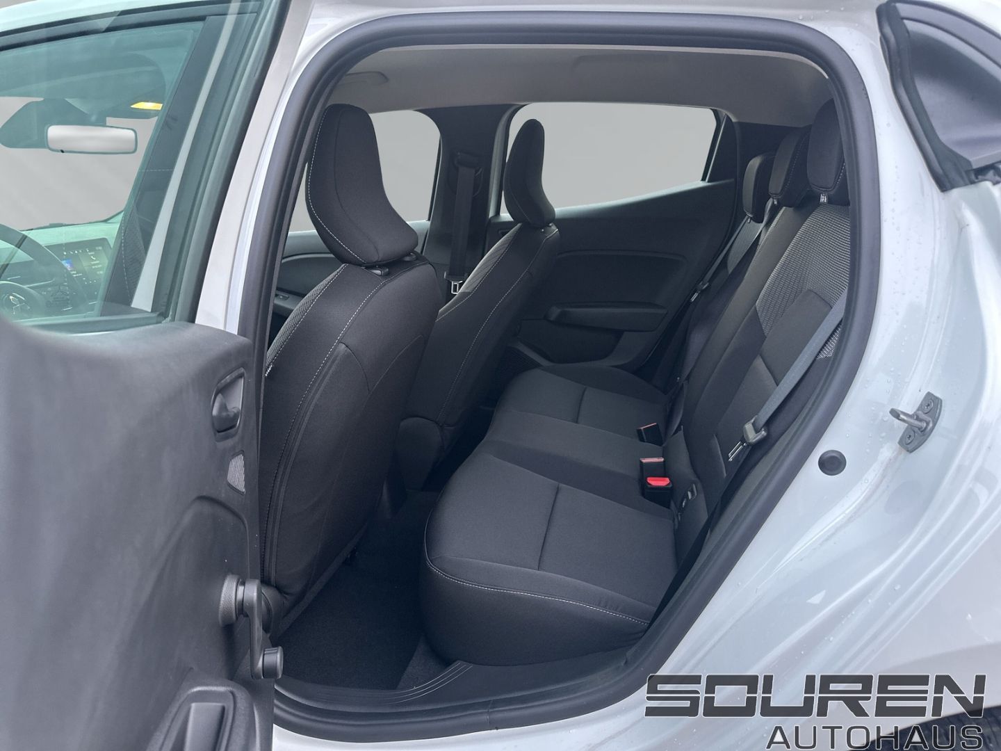 Fahrzeugabbildung Mitsubishi Colt Klima + digitales Cockpit+ LED+ Apple CarPl