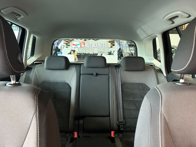 Volkswagen Golf *ACC*NAV*PDC*SitzHZ*2-ZONEN*ALCANTARA*AHK*