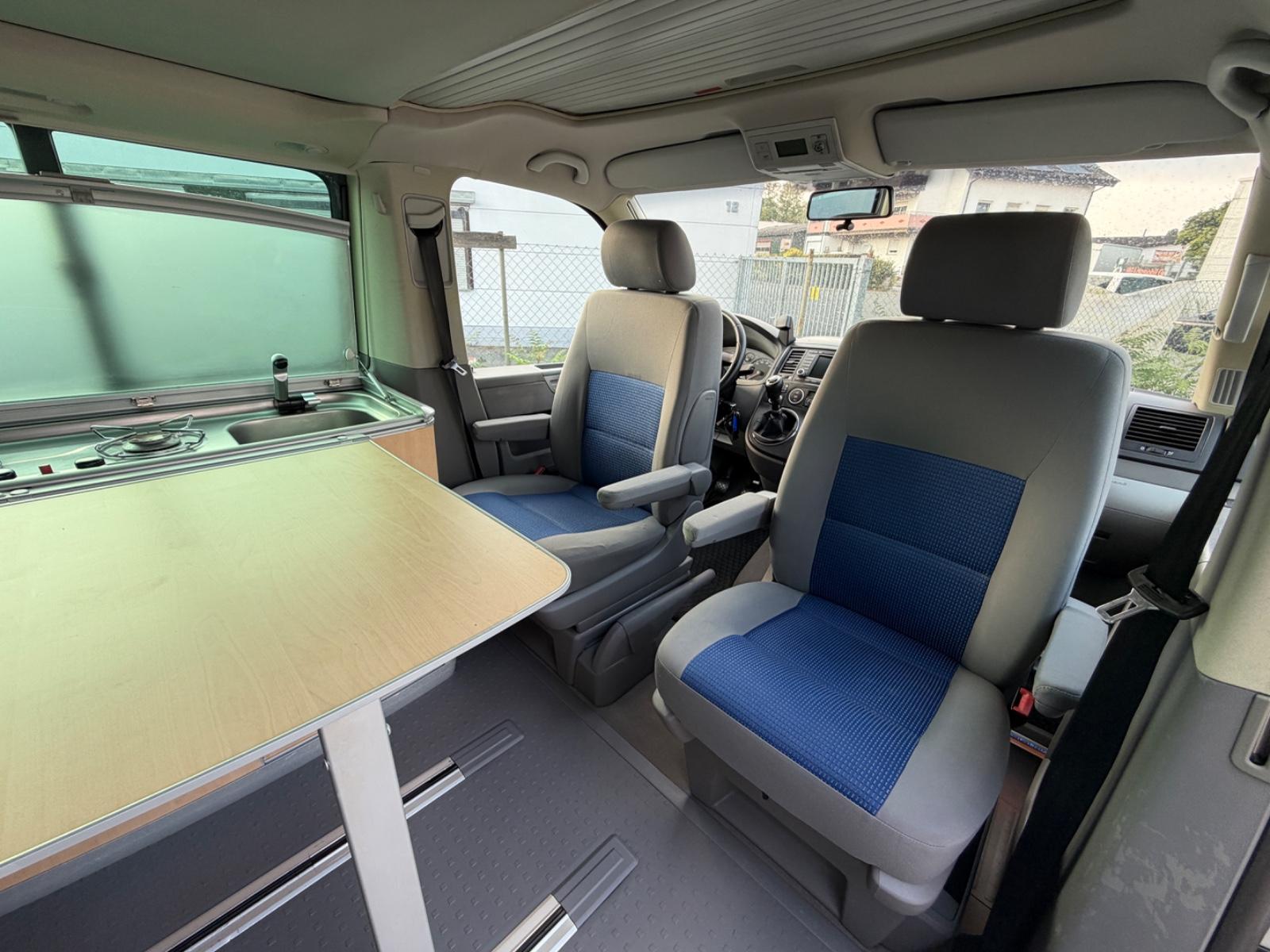 VOLKSWAGEN T5 CALIFORNIA COMFORTLINE 2.5 TDI 174ch BVM Sièges chauffants Toit relevable