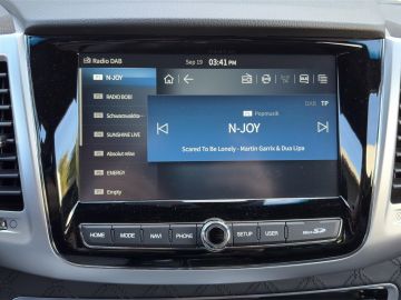 Ssangyong REXTON 2.2D 8AT 4WD °OFFROAD-Paket°BLACK-Paket°