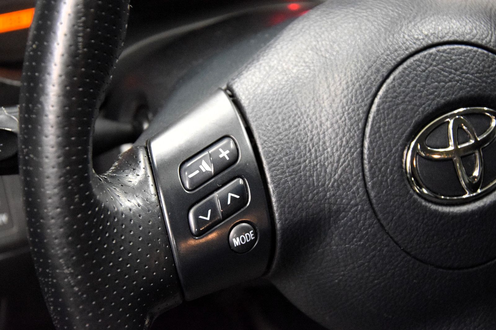 Fahrzeugabbildung Toyota RAV4 1.8 Edition Klimaanlage           *1. HAND*