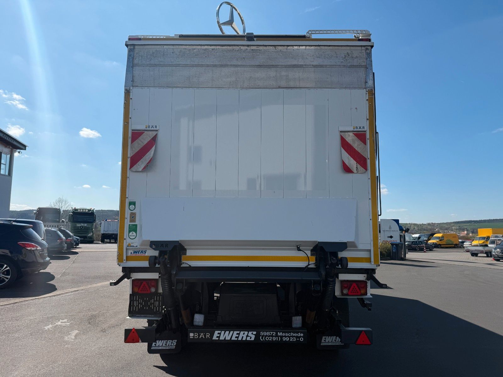 Fahrzeugabbildung Andere Ewers PRASQ 18 Schwenkwand SAF LBW BÄR 2.500kg