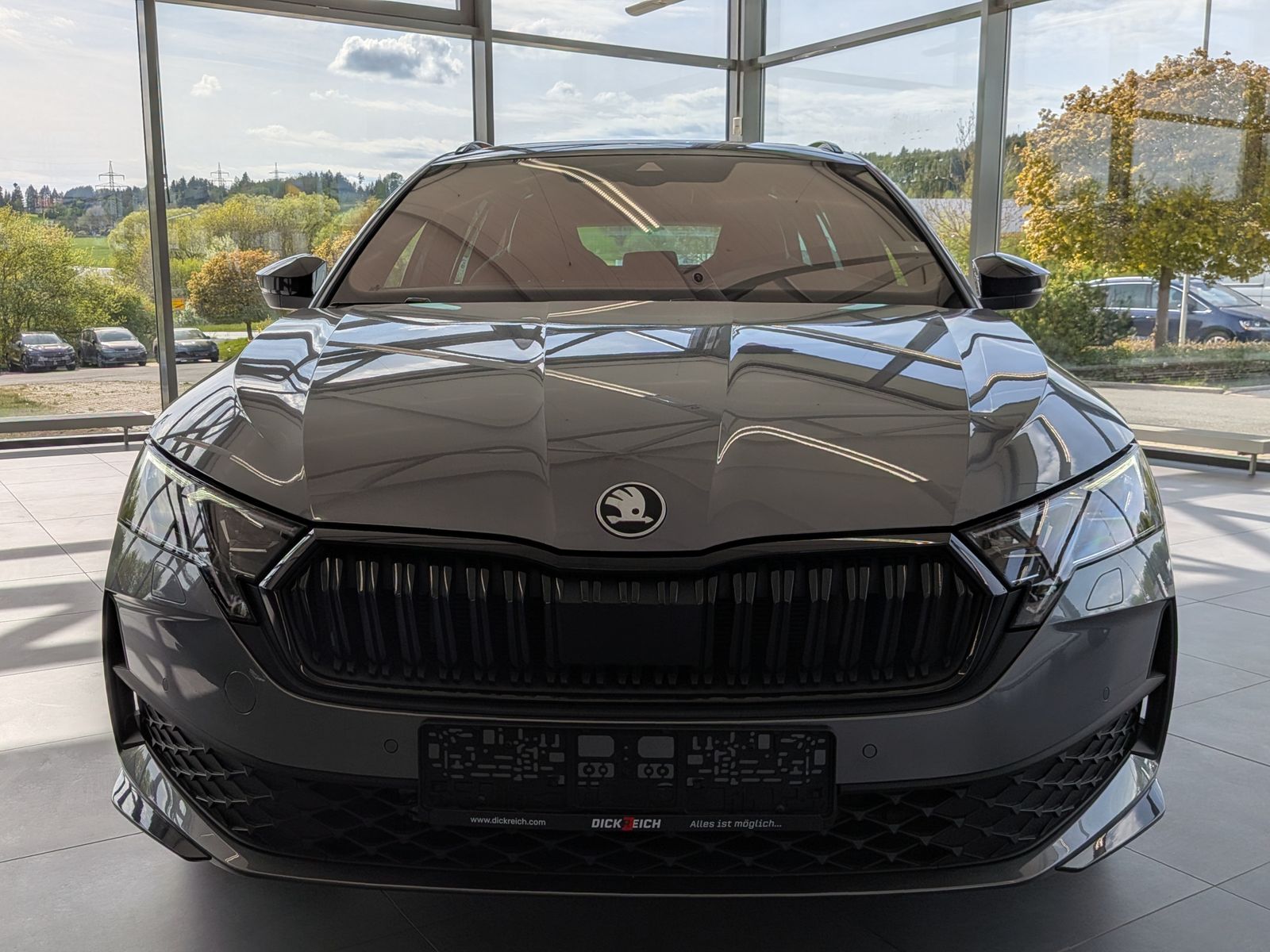 Fahrzeugabbildung SKODA Octavia 2.0 TDI Sportline Matrix Canton Pano ACC